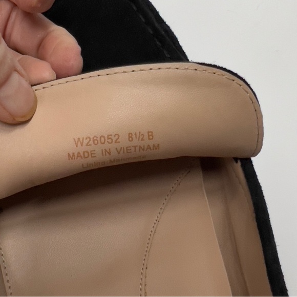 COLE HAAN w Sz 8.5 Black Velvet Driver Slip On shoe. Bit embellishment - Picture 11 of 11